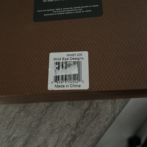 Brand new! Super cute wine stopper set. - Picture 2 of 2